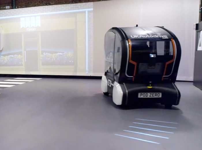 Jaguar Land Rover develops pioneering direction indicator for AVs ...