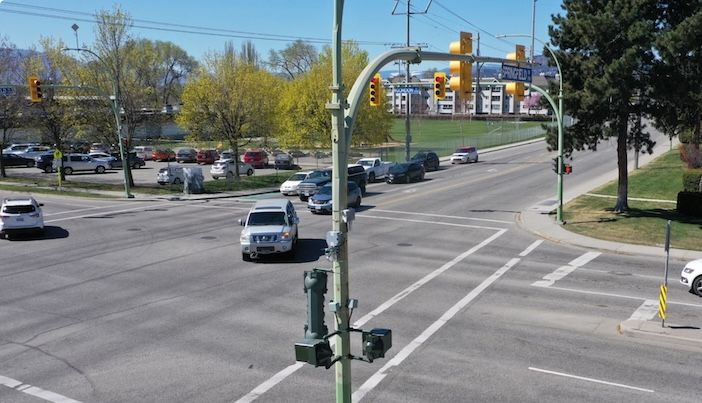 A signalised intersection in the USA