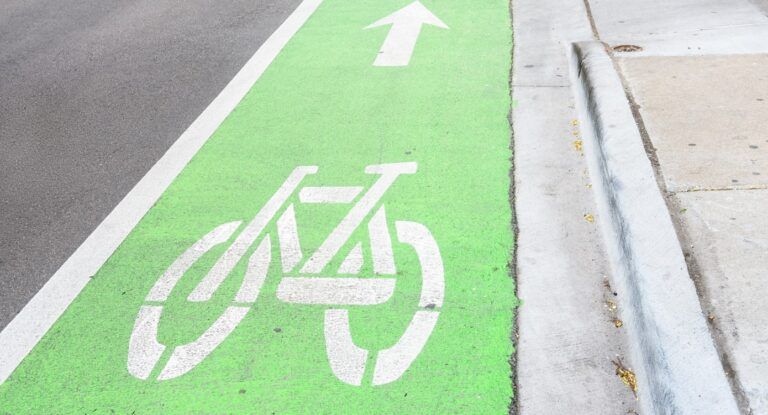 Picture of a bicycle path in the USA