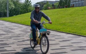 Cycling UK participant enjoying Starling e-bike training