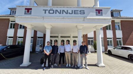 Tönnjes invests in Bikekey to expand digital bicycle ID Group photograph of six people standing together, representing Bikekey and Tönnjes International Group at the announcement of their strategic partnership